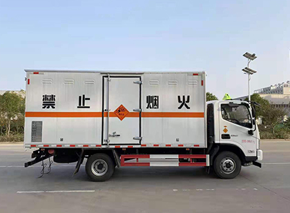 章丘爆破器材运输车